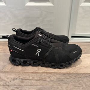 ON Cloud 5 Waterproof Running Sneakers Men